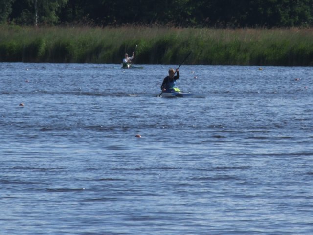 anoukbezigaande1000m.jpg